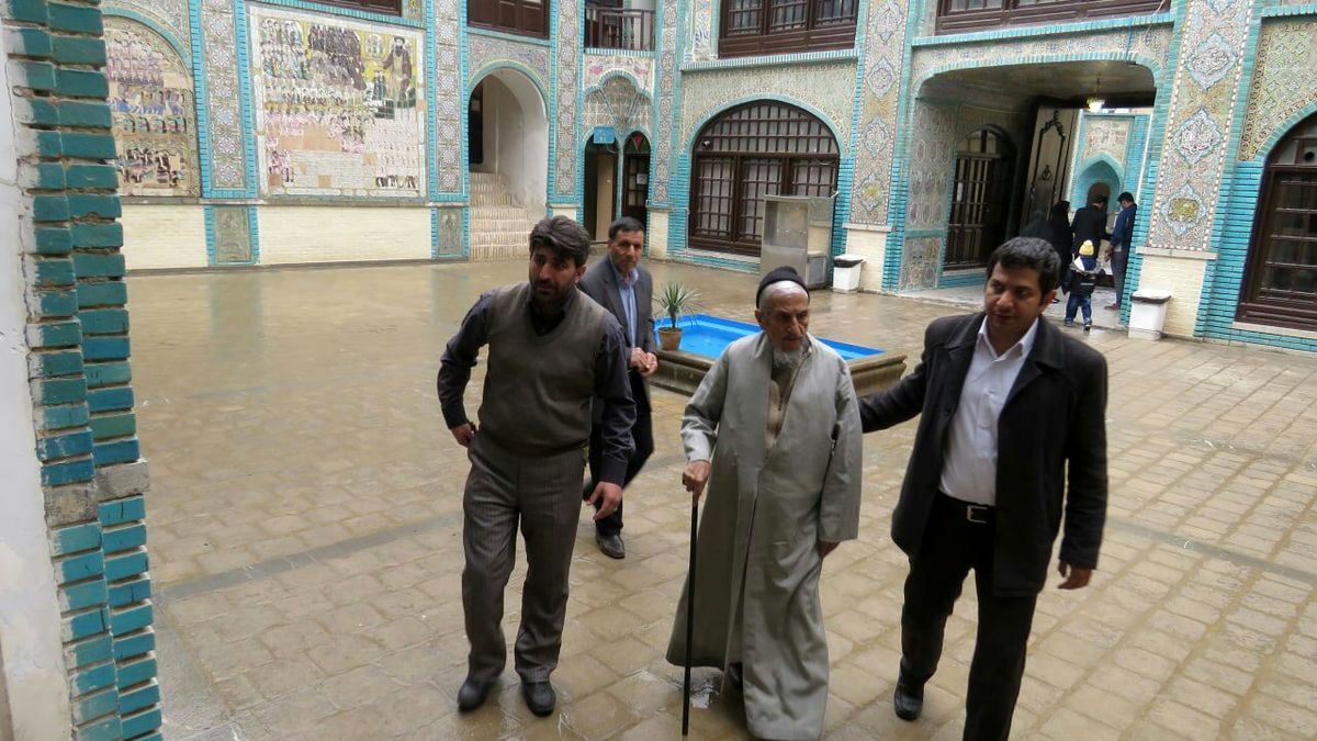 چرا آیت‌الله صانعی مرجعی متفاوت بود؟