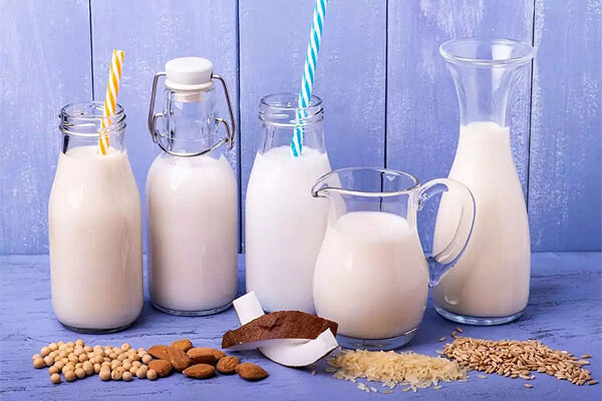 مدت نگهداری شیر پاستوریزه در یخچال | نکاتی در مورد نگهداری شیرهای بسته بندی
