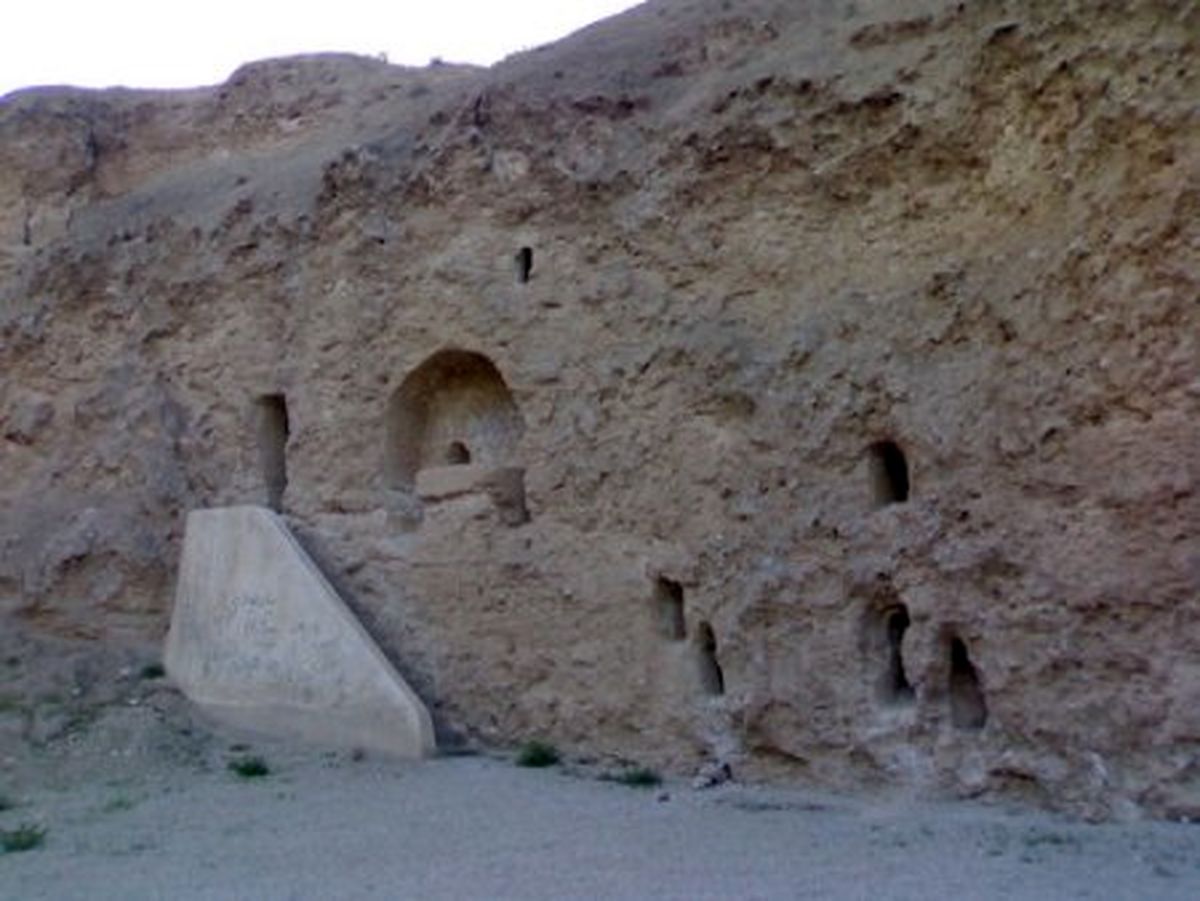 آتشکده کوه مند یا معبد کلات کجاست؟