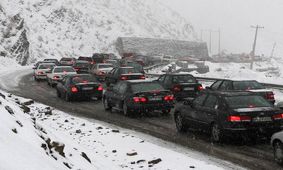 ترافیک سنگین در جاده های برفی کندوان و هراز