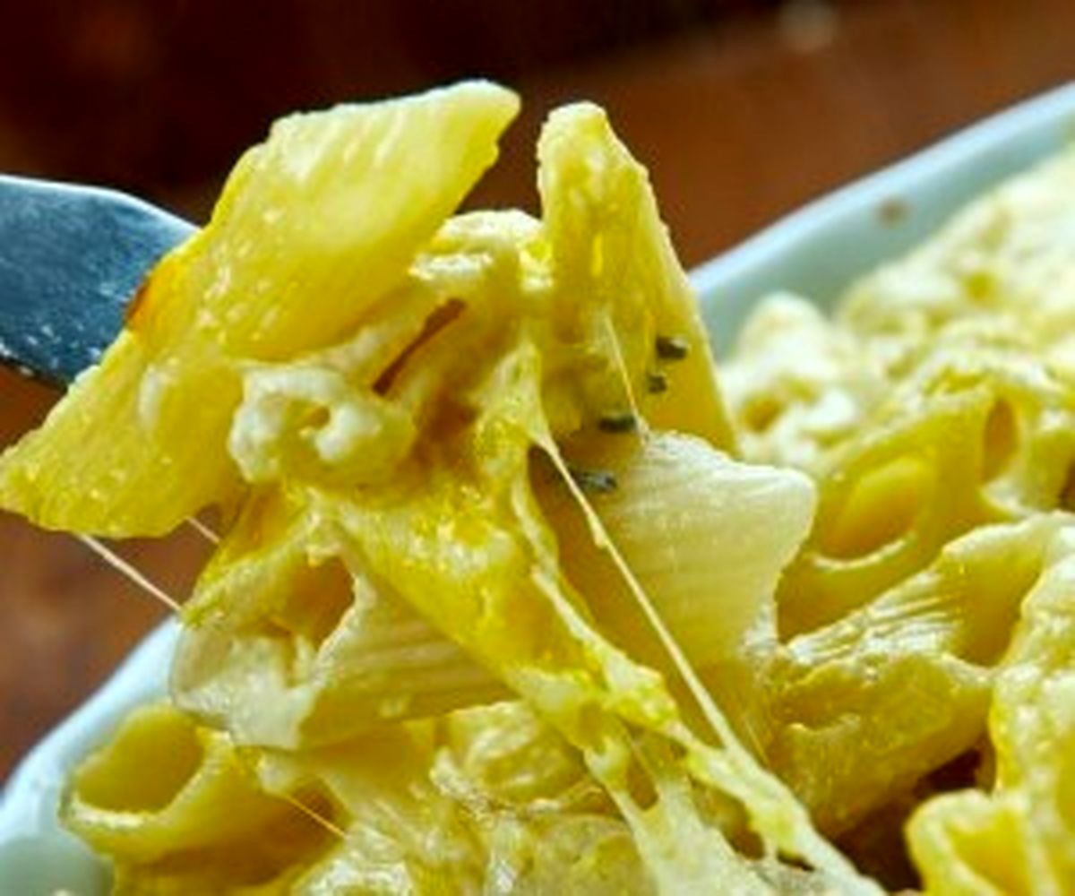 طرز تهیه پاستا یا ماکارونی با سس بشامل عربی