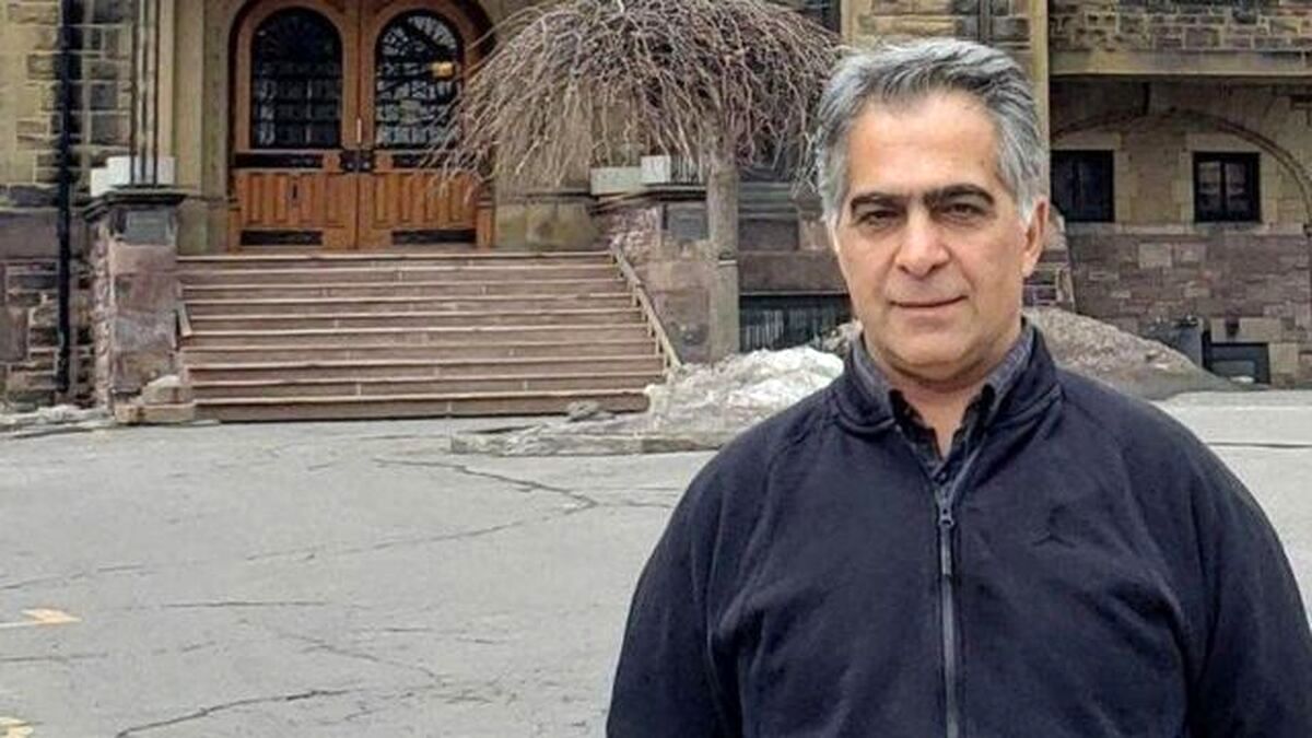 منع تدریس و ممنوع الخروجی «رضا اسلامی»، استاد دانشگاه بهشتی لغو شد

