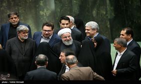 حاشیه مجلس/از توصیه سیاسی "روحانی" به نمایندگان تا "زینت النسخه"