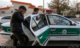 ۲ اخاذ مأمورنما در قم دستگیر شدند