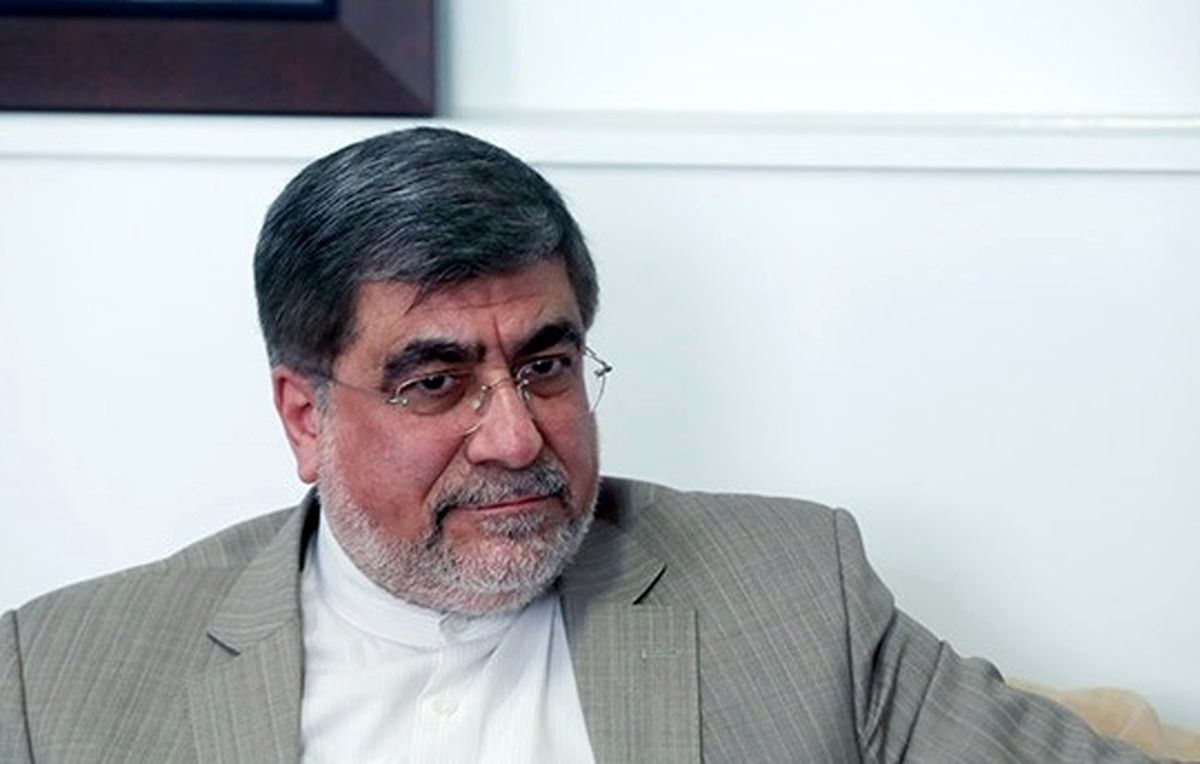جریان خالص ساز مورد حمایت عناصر پرنفوذ نظام هستند/ در دوره خاتمی نظام غافلگیر شد/ احمدی نژاد تمرد کرد و کنار زده شد/ به دوره اشکنه برگشته‌اند و می‌گویند گرانی را تحمل کنید!

