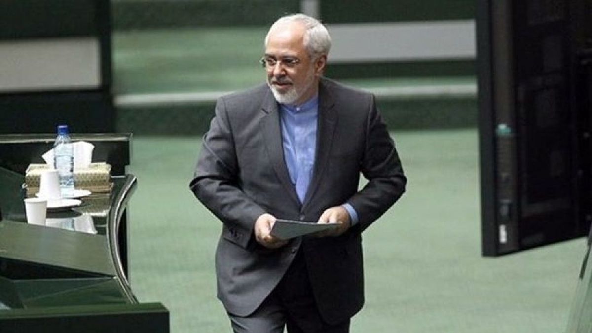 نماینده اصولگرا: ۶ نفر از استیضاح کنندگان ظریف امضای خود را پس گرفتند / استیضاح حتما از حدنصاب می‌افتد