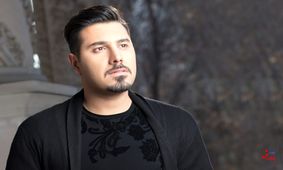 عکس و فیلم/موتورسواری احسان خواجه امیری به همراه همسرش