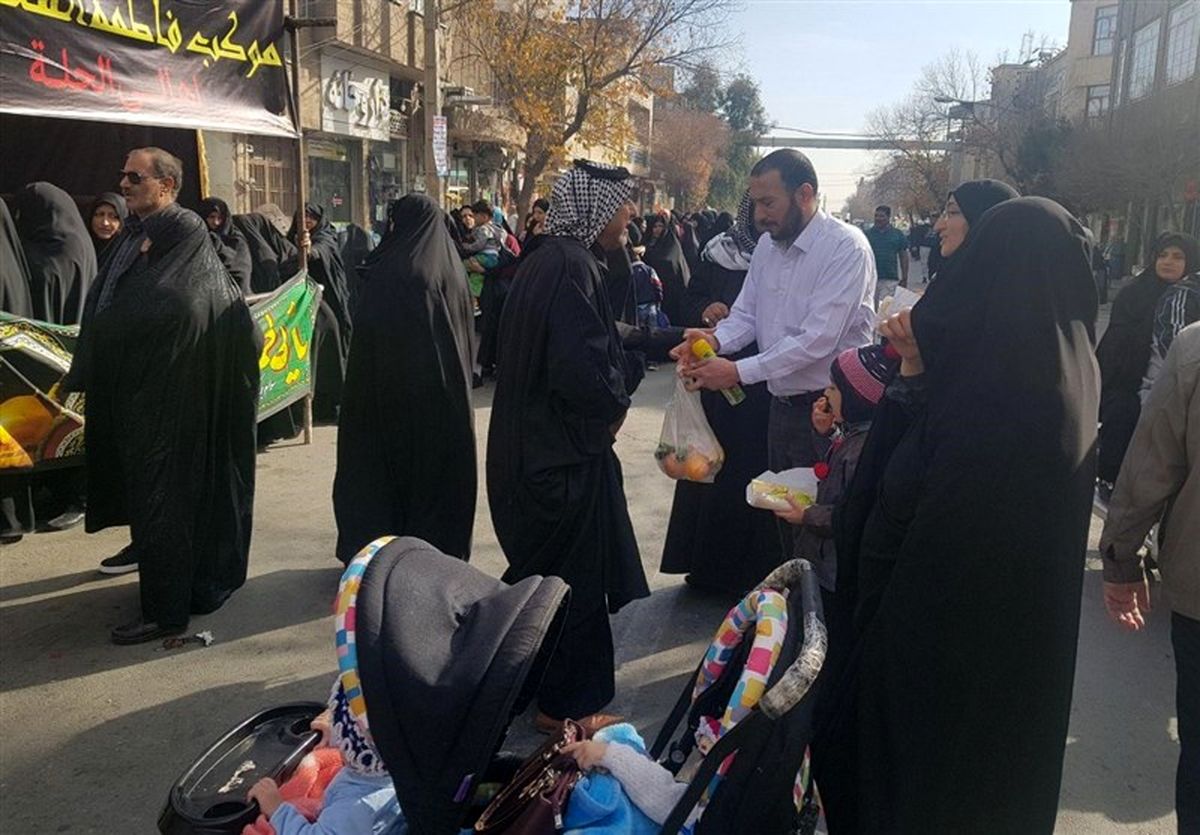 عکس/برپایی موکب‌ عراقی‌ها در قم