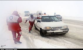۲۹۳ مسافر گرفتار در برف و کولاک امداد رسانی شدند