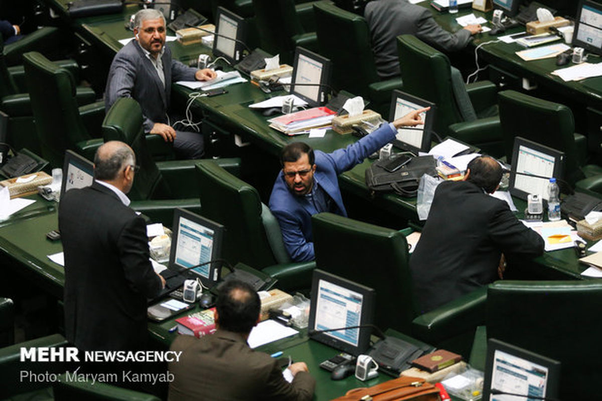 بدهی مالیاتی مؤدیان قانونمند بخشوده می‌شود