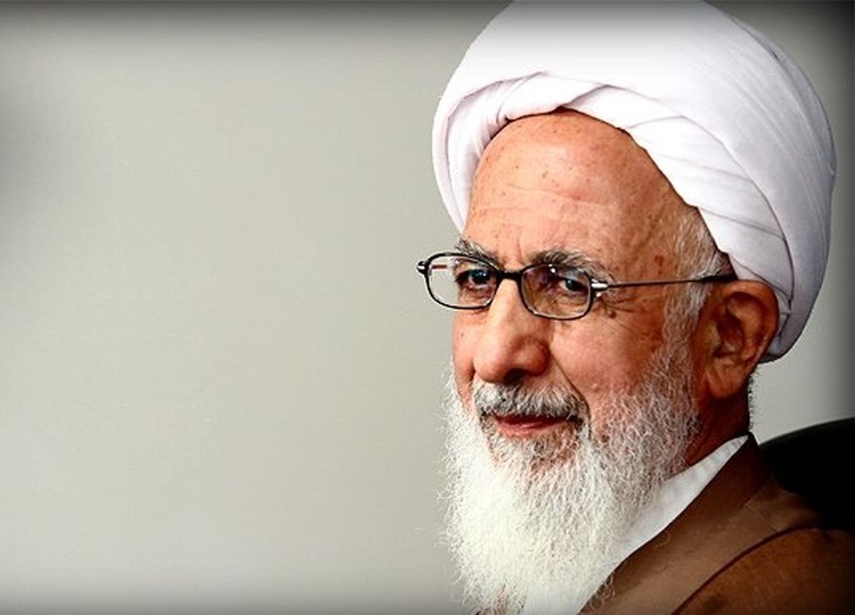 سرطان اختلاس و حقوق‌های نجومی، کشور را فلج می‌کند