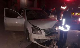 ۴ مصدوم در برخورد دو خودرو در جاده باغ معروف تبریز