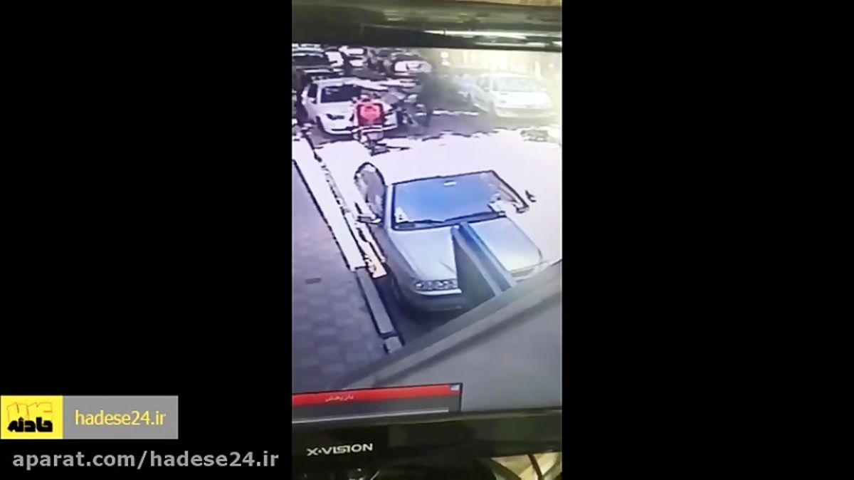 فیلم زیر گرفتن مامور پلیس توسط تبهکاران قلهک