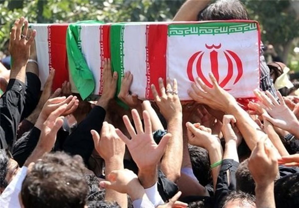 فراق ۳۳ ساله پایان یافت؛ پیکر «شهید هداوند» در زادگاهش آرام می‌گیرد