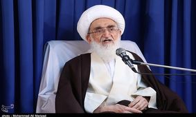 انتقاد آیت الله نوری همدانی از کاهش ارزش پول ملی