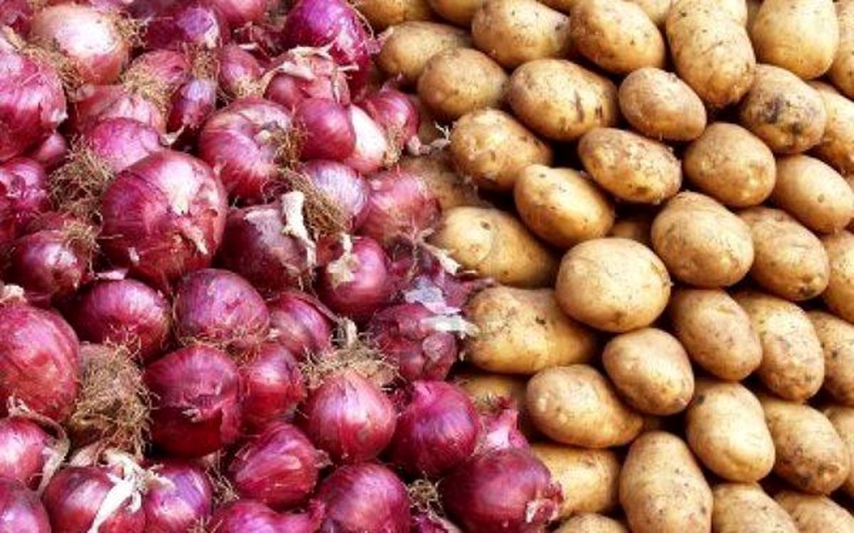 کاهش قیمت سیب‌زمینی و پیاز طی روزهای آینده