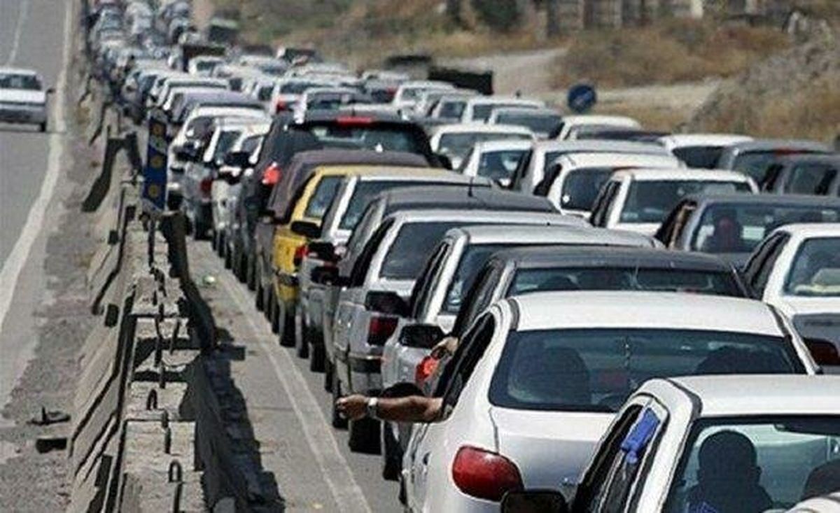 ترافیک در تمام محورهای مواصلاتی استان قم سبک و روان است