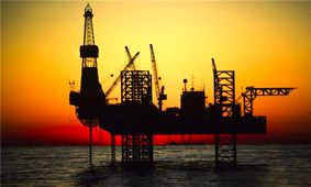 پای سی دکل درمیان است