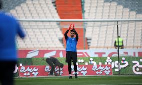 گزارش تصویری اختصاصی گرم کردن دو تیم استقلال تهران - استقلال خوزستان