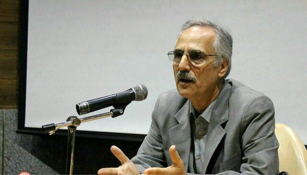 کدام احمقی دو بر صفر جلو باشد حمله می‌کند؟