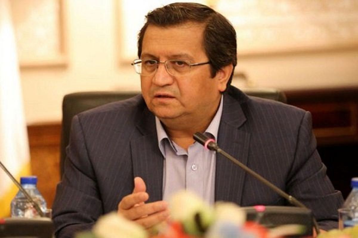 مردم با احتساب متغیرهای سیاسی وارد بازار ارز نشوند