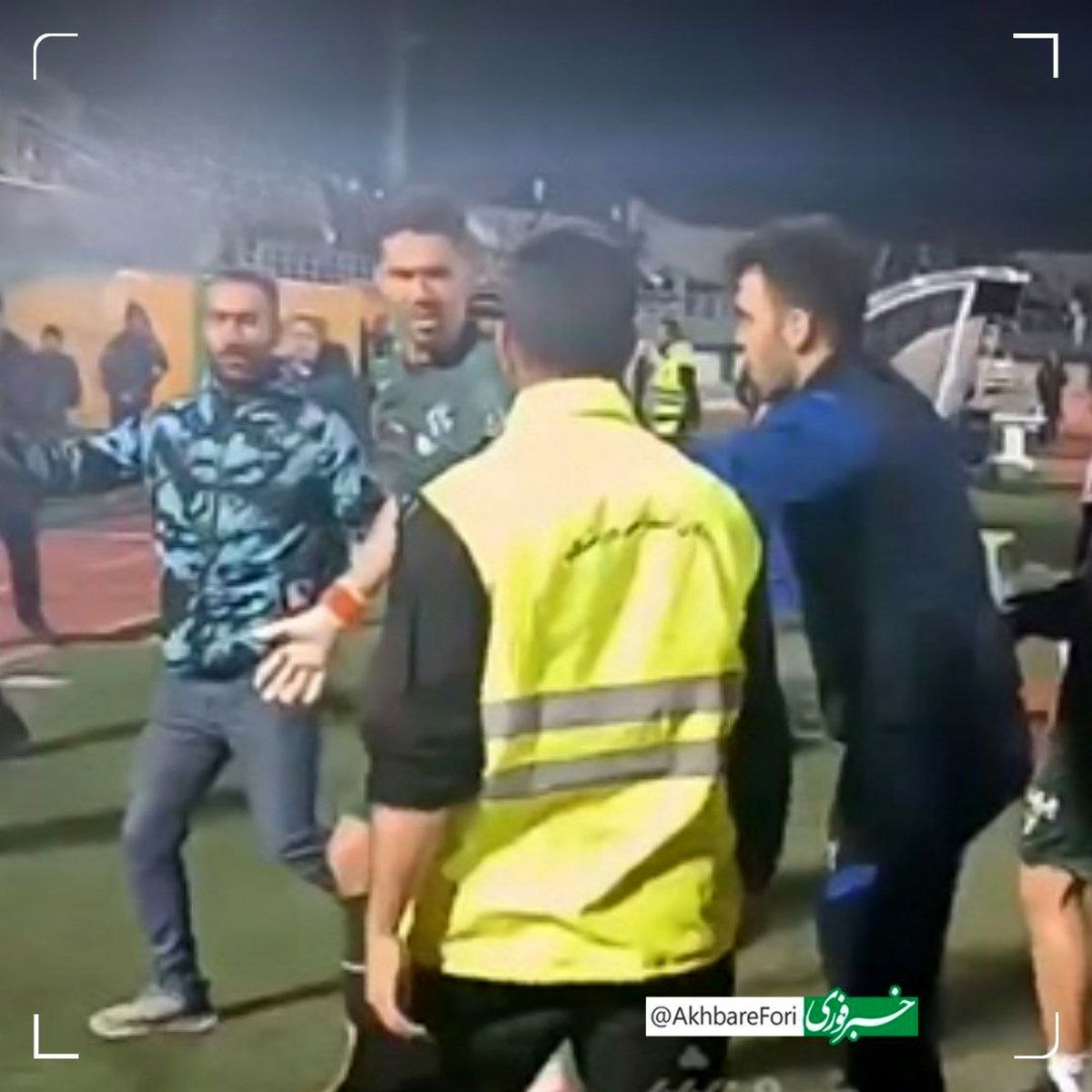 «سیدحسین حسینی» ۳۰۰ میلیون جریمه شد