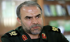 معاون فرمانده سپاه: مذاکره می‌کنیم، اما از قدرت نظامی عقب‌نشینی نمی‌کنیم