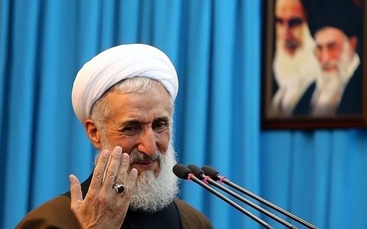 کشف حجاب ریشه در سیاست انگلیسی ها دارد/ روسای قوای سه‌گانه از کشف‌ حجاب ناراحتند