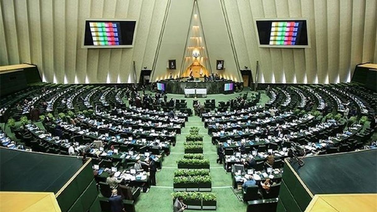 جلسات هتلی برای تاسیس یک سازمان عجیب!