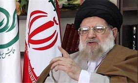 دفاع محمد خامنه‌ای از اعدام‌های اول انقلاب

