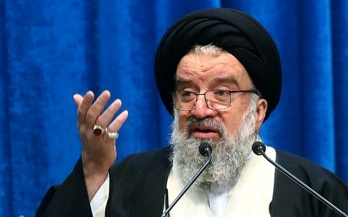 احمد خاتمی: عده‌ای می‌گویند حوزه‌های علمیه چه کاری کرده‌اند؟

