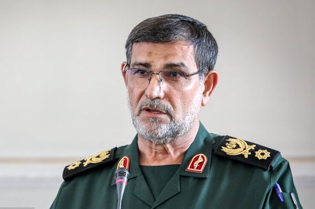 فرمانده نیروی دریایی سپاه: حمله به خارگ معادله انرژی جهان را دگرگون می‌کند

