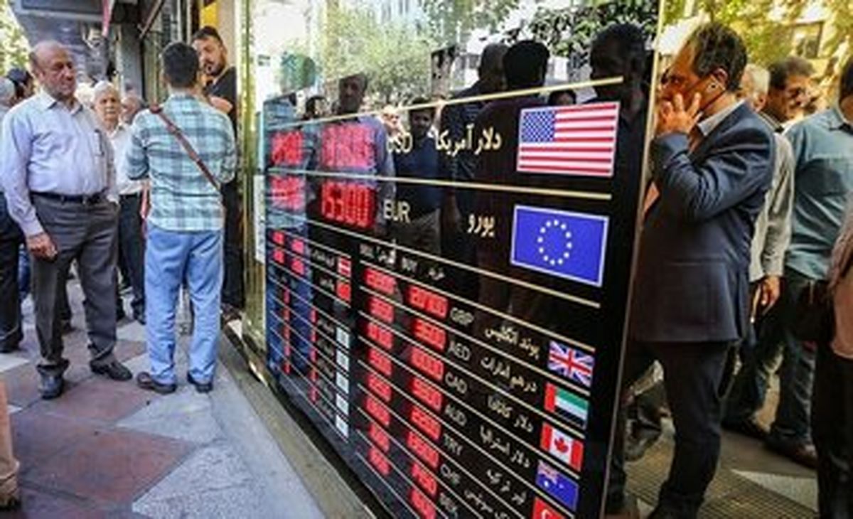 دلار به زیر کانال ۱۰۰ هزار تومان برمی‌گردد؟