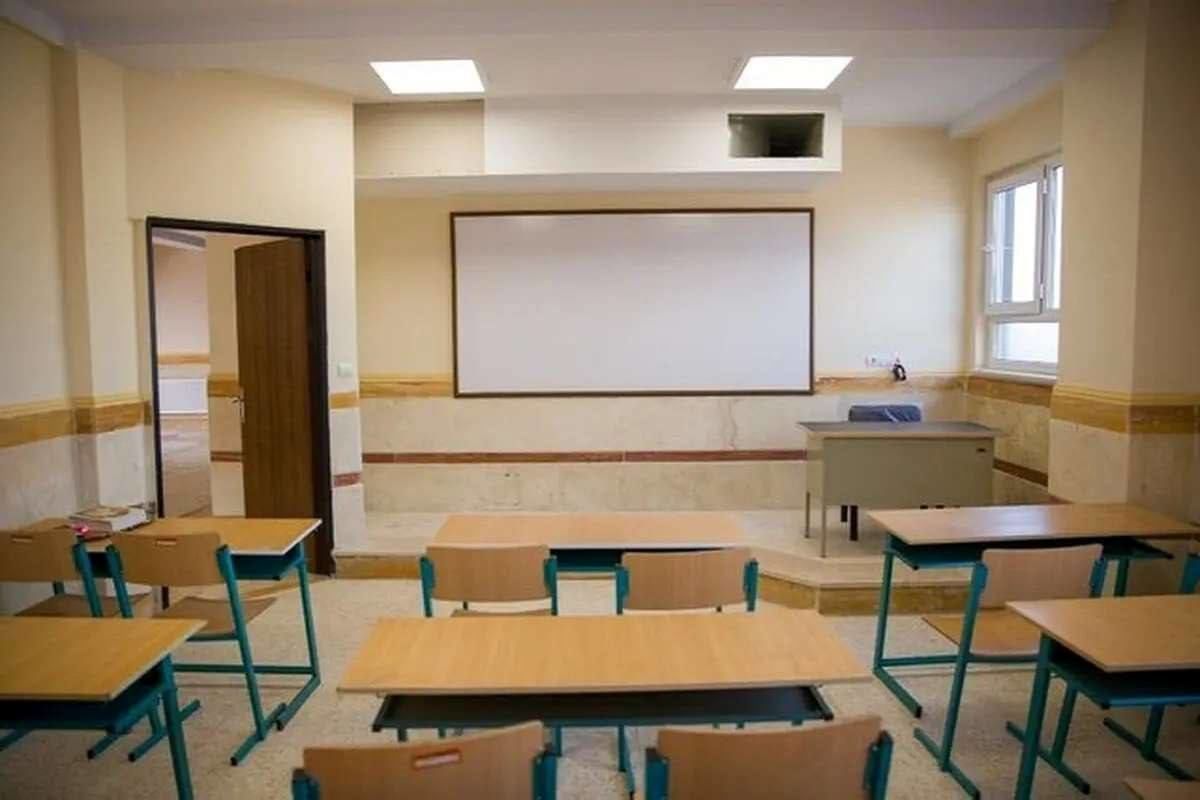 مدارس ابتدایی استان قم فردا غیرحضوری شد