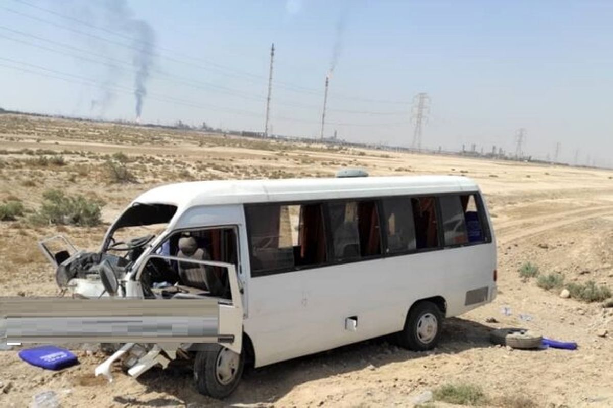 انحراف مینی بوس۱۴ مصدوم برجا گذاشت