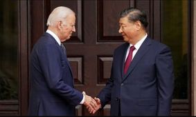 بایدن با تصویری در موبایلش، رهبر چین را غافلگیر کرد/ عکس

