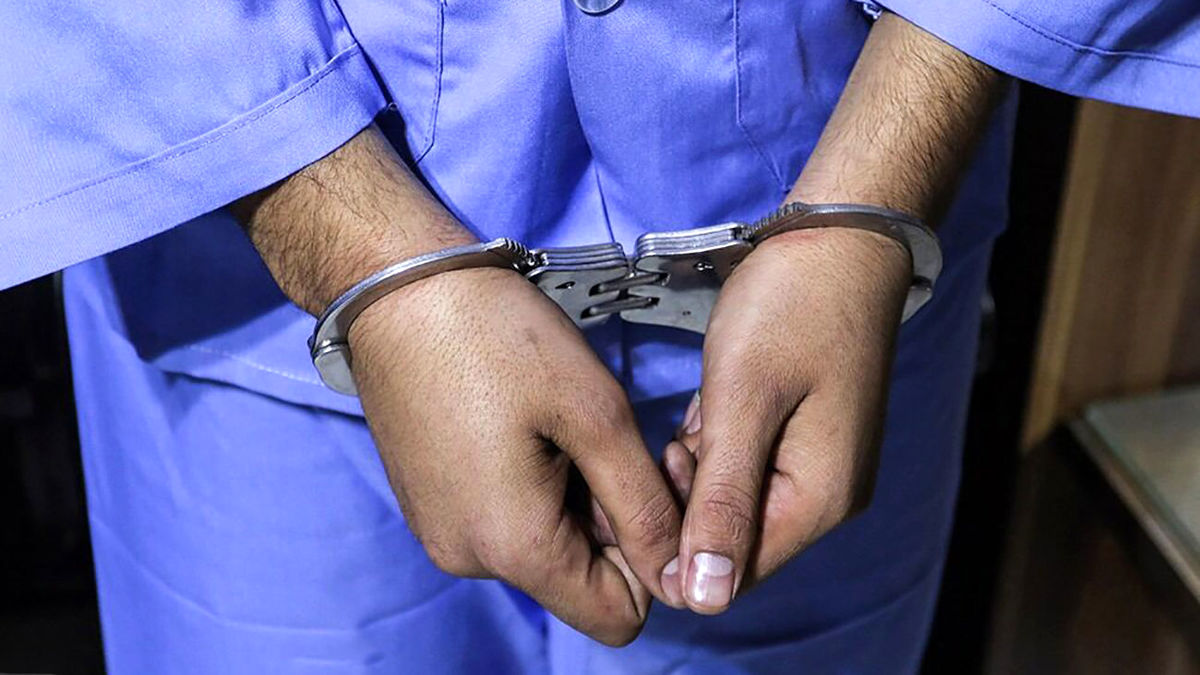 بازداشت سارق مسلح دزفول/ سارق خطرناک با وینچستر شورشی به پلیس شلیک کرد