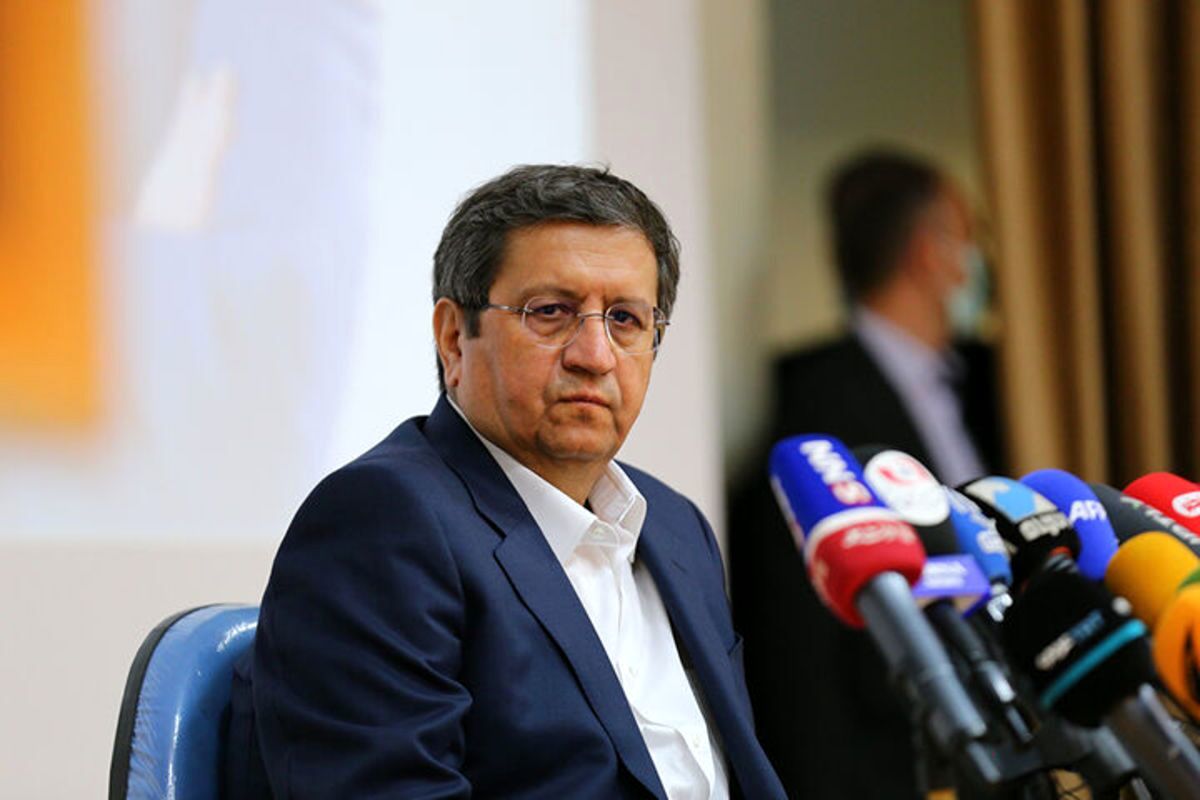 ‌می‌گویید بخاطر گرانی ها رنج می‌برید؛ وظیفه شما کاستن از رنج مردم است نه رنج بردن