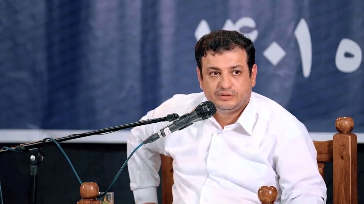 اظهارات رائفی‌پور در برنامه زنده از فساد مالی در مجلس/ یک نماینده 140 سکه گرفته و تایید هم شده است/ ویدئو

