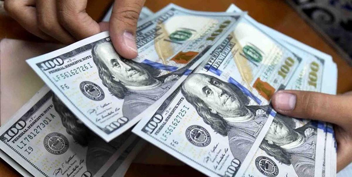 فروش ارز با کارت ملی متوقف شد
