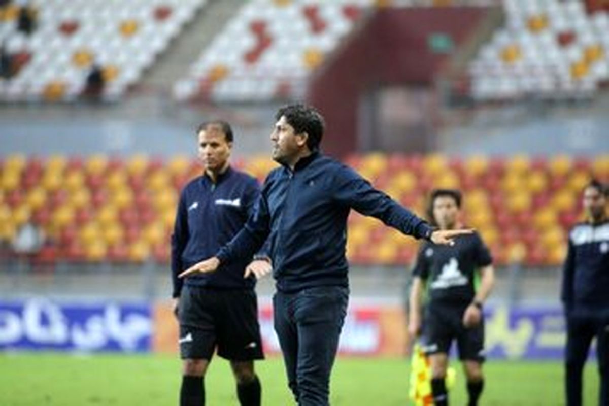  نکونام مردانگی کرد و در استقلال ماند/ امیدوارم مدیران فقط به حرف از جواد حمایت نکنند

