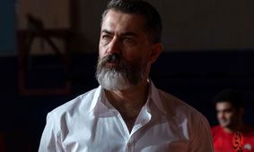 پارسا پیروزفر نخستین فیلم خود را کارگردانی می‌کند