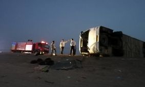 واژگونی اتوبوس در محور یزد به ابرکوه، ۲۲ مصدوم داشت 