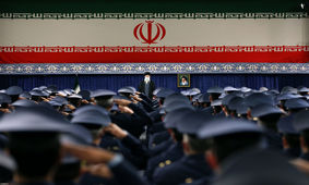 خب یک اختلافاتی قهراً وجود دارد، این اختلافات را نباید تبدیل کرد به گسل/ مقایسه‌ی ارتش جمهوری اسلامی با ارتش دوران پهلوی یکی از معرفه‌های حقیقت و هویت انقلاب ماست
