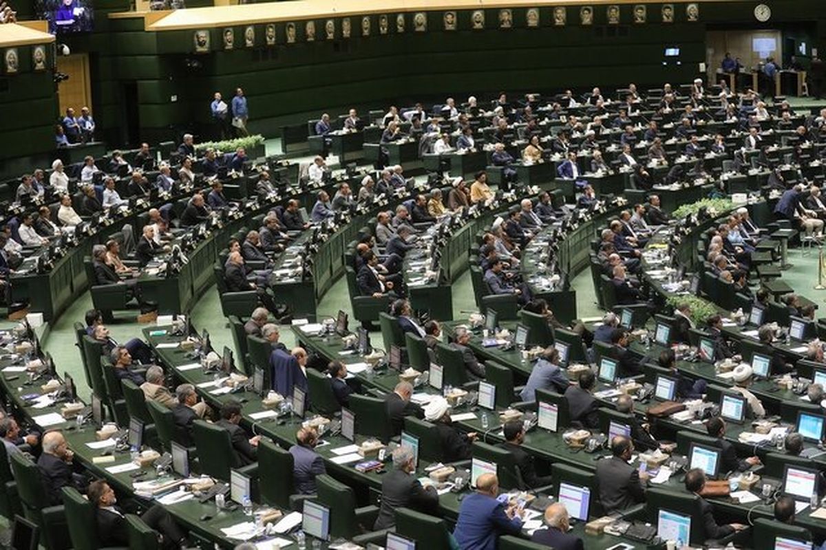 قدردانی نمایندگان از بیانات رهبری؛ سوریه به دست جوانان سوری آزاد خواهد شد

