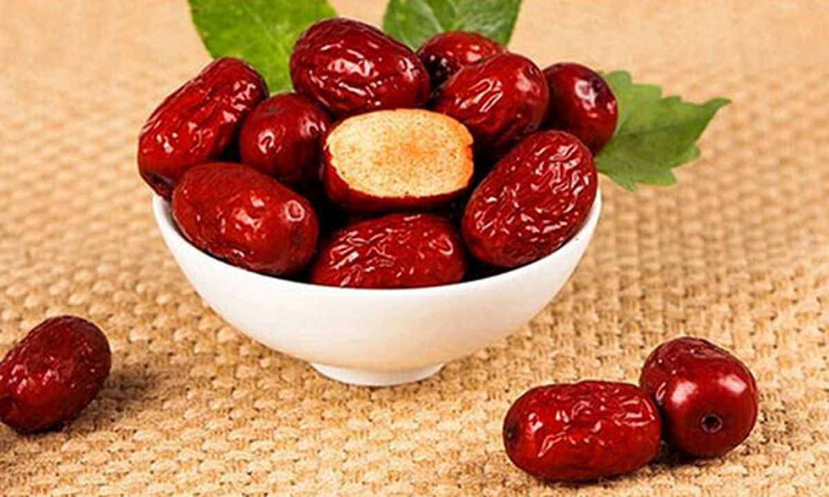 این میوه در صبحانه یک غذای کامل است