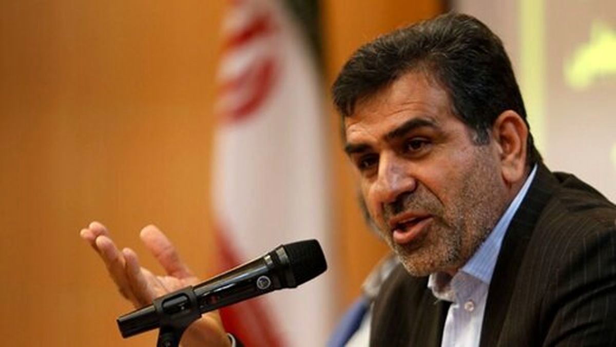 اگر نان هم از سفره‌های‌ مردم پرواز کند دیگر نفسی برایشان نمی‌ ماند

