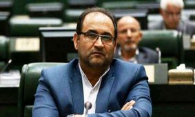 شما همان نیستید که از لباس زیر زنان صحبت می‌کردید، حالا از ادب می گویید؟! 