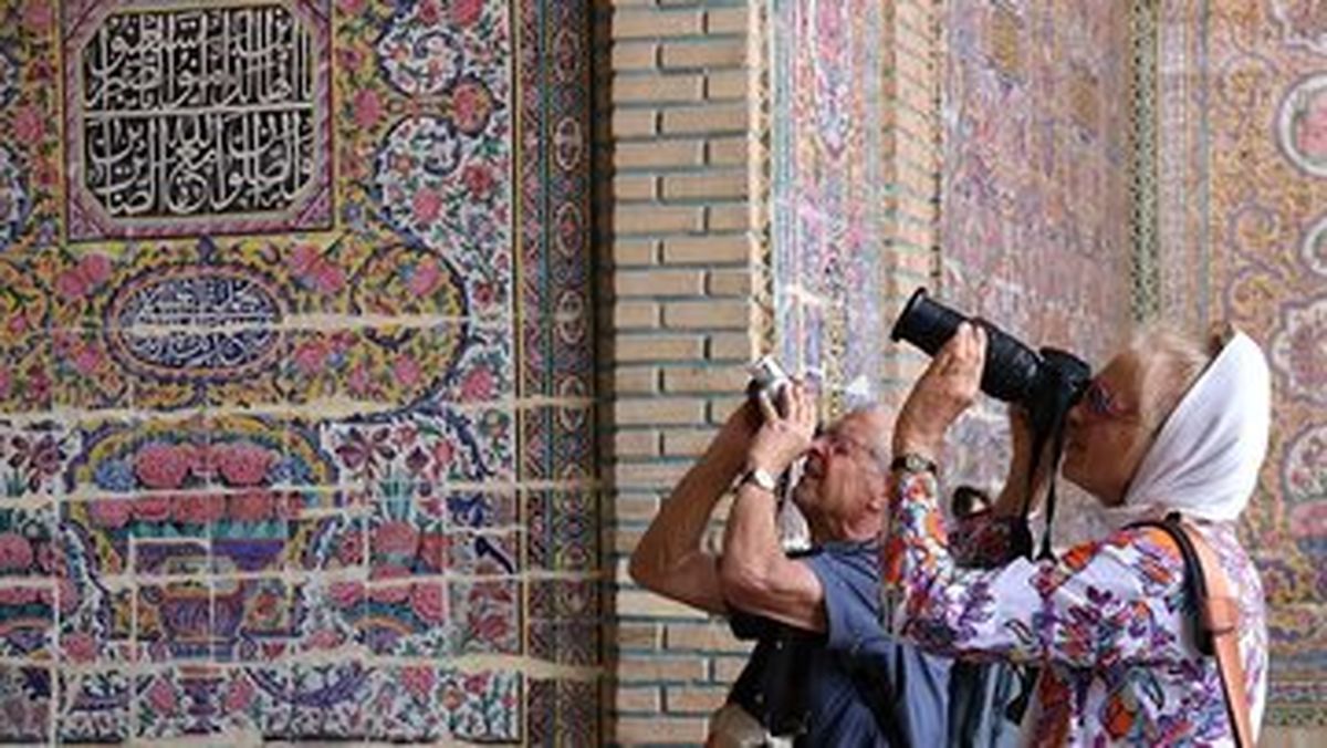 کشورها به شهروندان‌شان می‌گویند اگر به‌ایران سفر کردید و مشکلی پیش آمد به‌عهده خودتان است