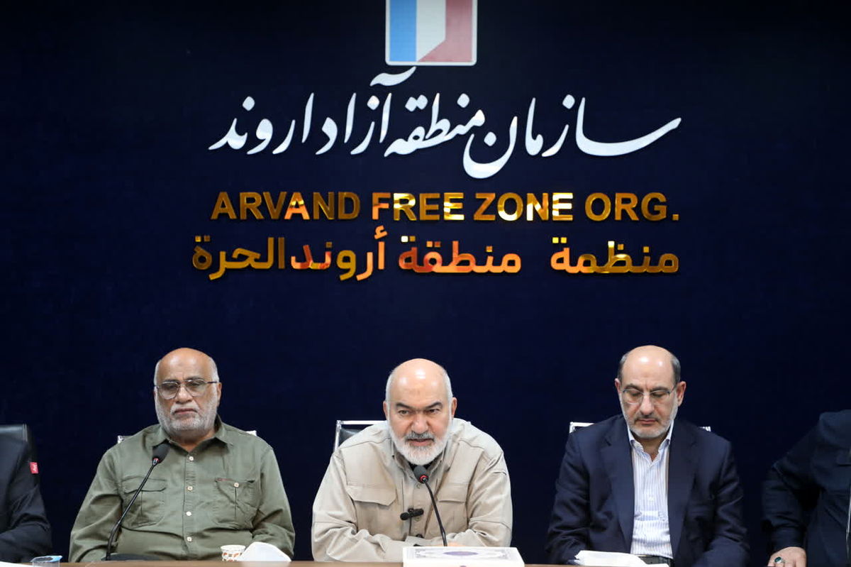 استاندار: همایش «سیاست همسایگی و دیپلماسی اقتصادی مرزی» در خوزستان برگزار می‌شود / پیگیری فعال‌سازی ایکس‌‌ ری کامیونی در مرز شلمچه

